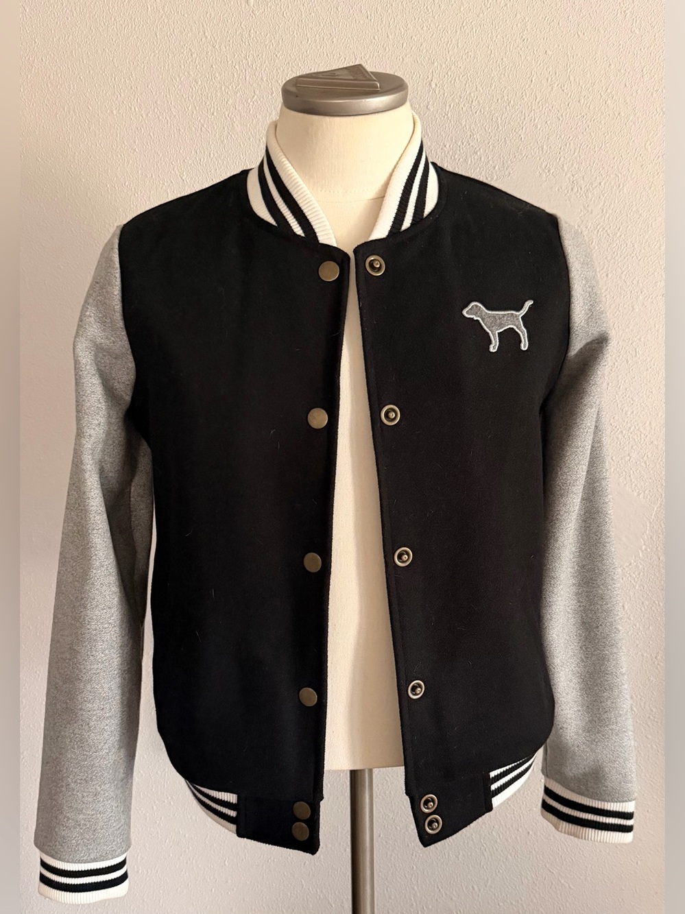 Victorias Secret Pink Varsity Jacket bomber Coat RARE Small VS Pink 86 Black